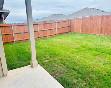 6212 Blacksmith Avenue - Photo Thumbnail 14