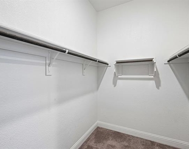 2114 Laurel Street - Photo Thumbnail 24