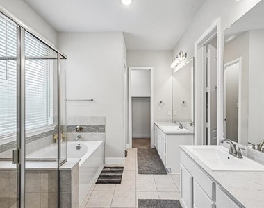 2114 Laurel Street - Photo Thumbnail 20