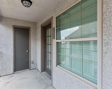 6108 Abrams Road - Photo Thumbnail 2