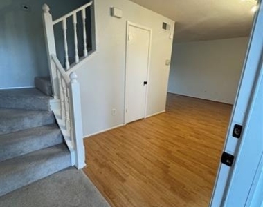 323 Towne House Lane - Photo Thumbnail 3