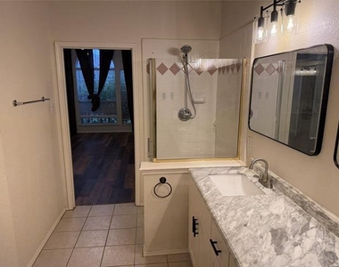 11902 Woodland Way - Photo Thumbnail 10