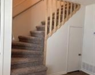 1505 W Pearl Street - Photo Thumbnail 8