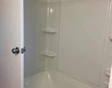 1505 W Pearl Street - Photo Thumbnail 5
