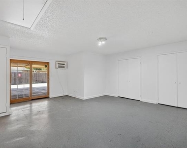 2403 Ridgevalley Drive - Photo Thumbnail 15