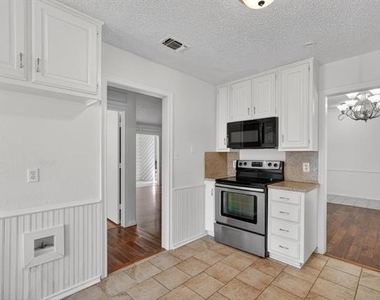 2403 Ridgevalley Drive - Photo Thumbnail 6
