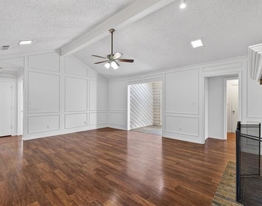 2403 Ridgevalley Drive - Photo Thumbnail 2