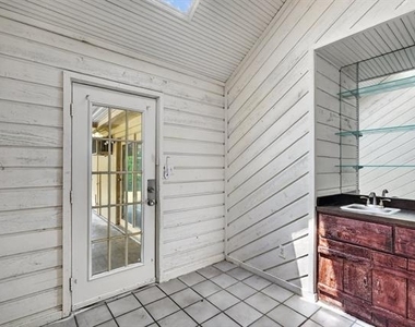 2403 Ridgevalley Drive - Photo Thumbnail 11
