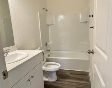 6222 Old Bridge Way - Photo Thumbnail 14