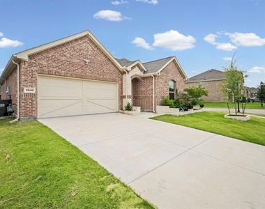 5948 Priory Drive - Photo Thumbnail 20
