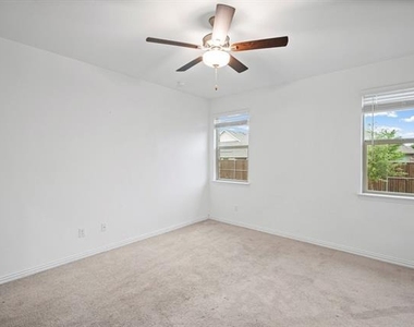 5948 Priory Drive - Photo Thumbnail 8