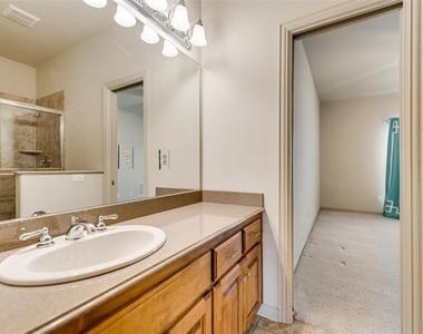 30 Kingsbury Trail - Photo Thumbnail 30