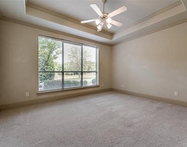 30 Kingsbury Trail - Photo Thumbnail 22