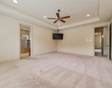 30 Kingsbury Trail - Photo Thumbnail 25