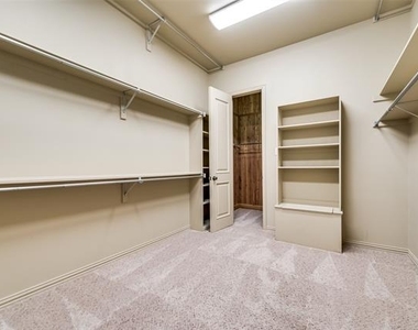 30 Kingsbury Trail - Photo Thumbnail 28