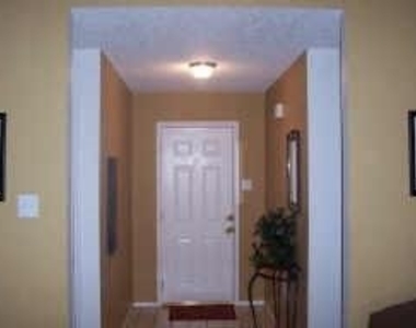 5133 Bridle Path Lane - Photo Thumbnail 1