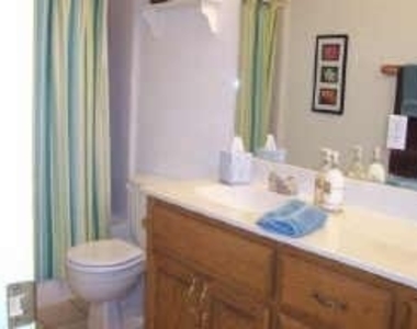 5133 Bridle Path Lane - Photo Thumbnail 10