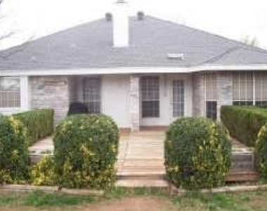 5133 Bridle Path Lane - Photo Thumbnail 11