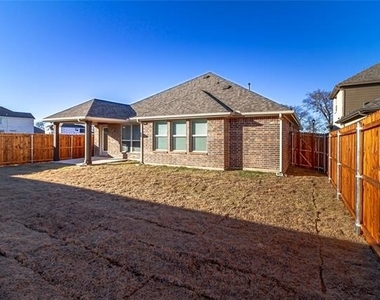 3004 Teak Drive - Photo Thumbnail 30