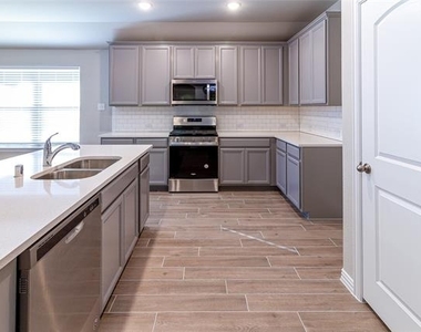 3004 Teak Drive - Photo Thumbnail 13