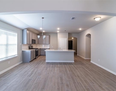 3004 Teak Drive - Photo Thumbnail 15