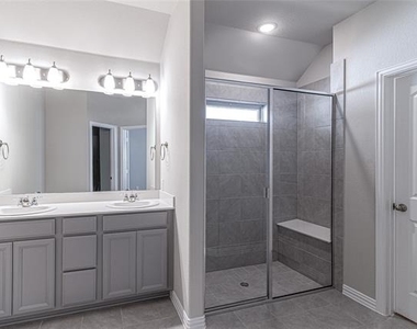 3004 Teak Drive - Photo Thumbnail 21