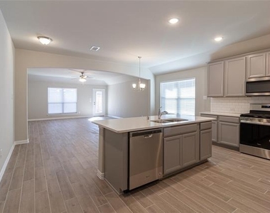 3004 Teak Drive - Photo Thumbnail 14