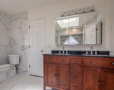 4633 Centenary Drive - Photo Thumbnail 19