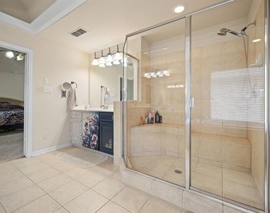 1571 Coastal Drive - Photo Thumbnail 19