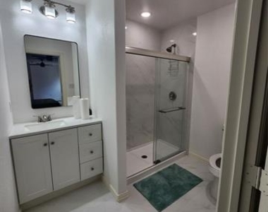 10647 Kingsford Lane - Photo Thumbnail 9