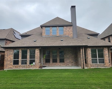 10647 Kingsford Lane - Photo Thumbnail 14