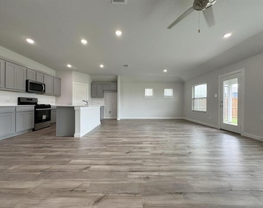 3705 Ray Roberts Drive - Photo Thumbnail 6