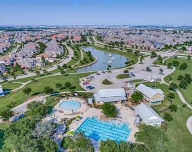 1407 Bridle Boulevard - Photo Thumbnail 36