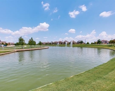 1407 Bridle Boulevard - Photo Thumbnail 35