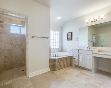 1407 Bridle Boulevard - Photo Thumbnail 26