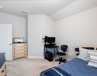 11833 Toppell Trail - Photo Thumbnail 33