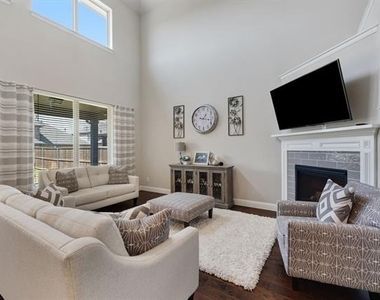 11833 Toppell Trail - Photo Thumbnail 9
