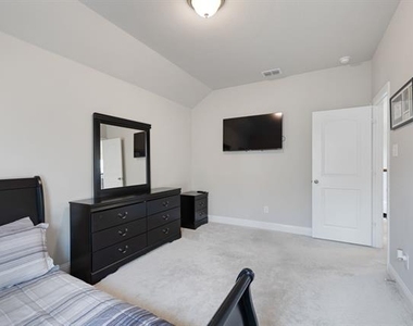 11833 Toppell Trail - Photo Thumbnail 31