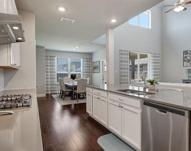 11833 Toppell Trail - Photo Thumbnail 14