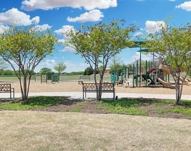 11833 Toppell Trail - Photo Thumbnail 38