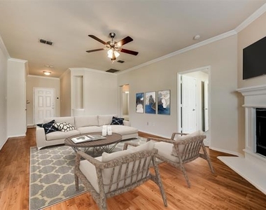 803 Hibiscus Trail - Photo Thumbnail 4
