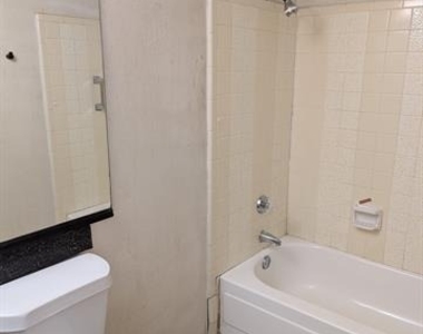 6053 Mcafee Drive - Photo Thumbnail 7