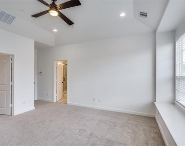 7207 Switchgrass Road - Photo Thumbnail 17