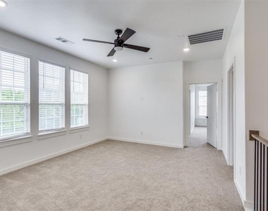 7207 Switchgrass Road - Photo Thumbnail 16