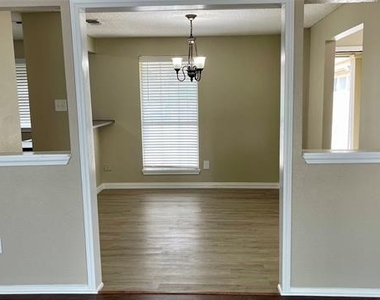 4621 Rose Of Sharon Lane - Photo Thumbnail 16