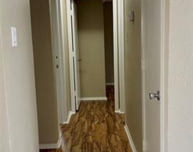 4621 Rose Of Sharon Lane - Photo Thumbnail 7
