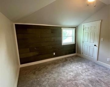 104 Charter Street - Photo Thumbnail 10