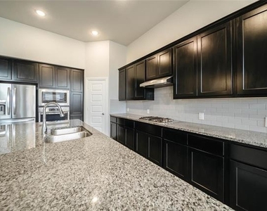 1113 Sheldon Drive - Photo Thumbnail 17