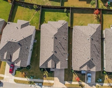 1113 Sheldon Drive - Photo Thumbnail 32