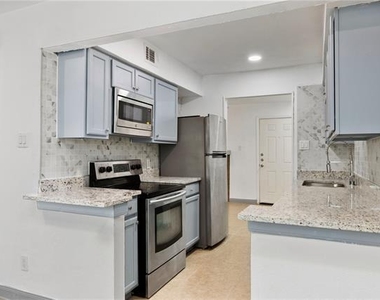 4620 San Jacinto Street - Photo Thumbnail 5